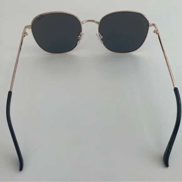 Quay Australia Jezabell 126 Round Sunglasses Gold/Smoke/Lens Cat .3 NWOT - Picture 9 of 10